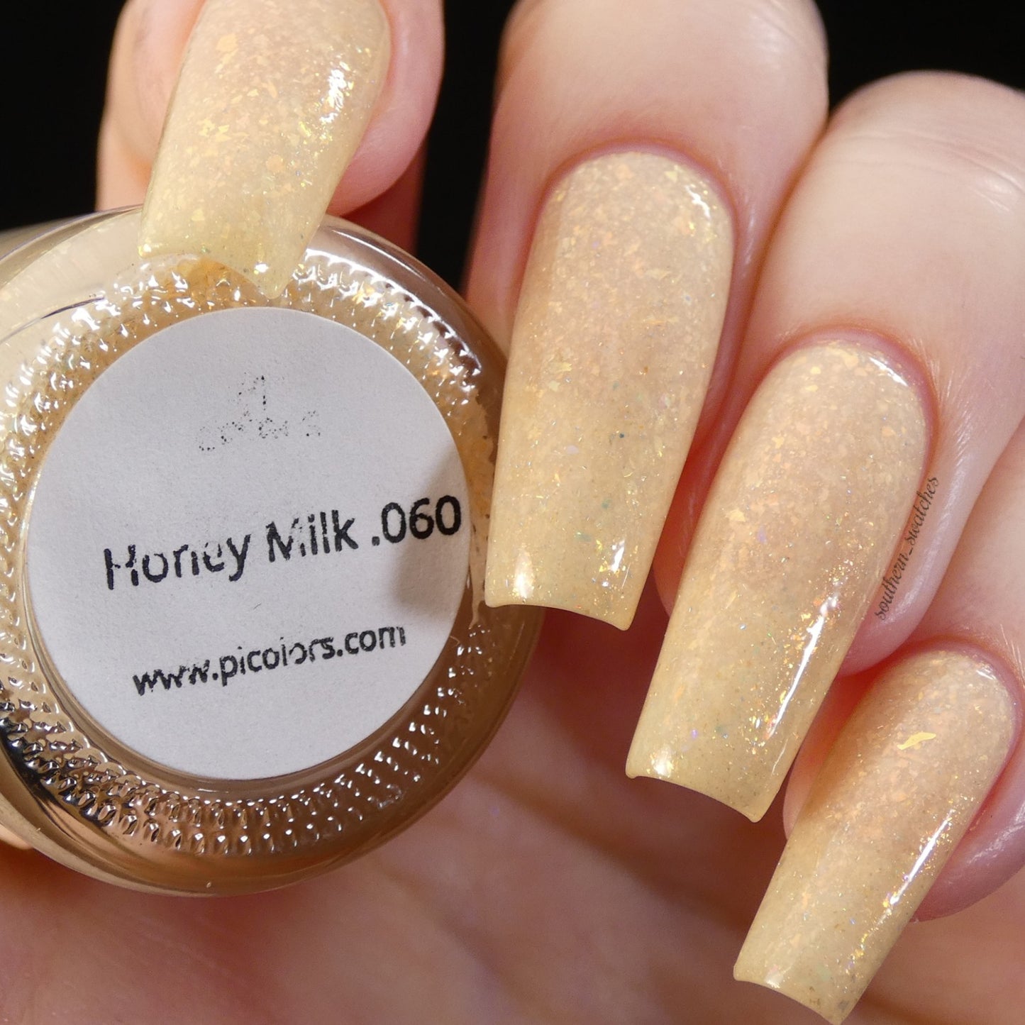 Honey Milk.060 Gold Nail Polish Topper
