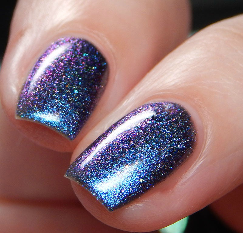 Hoseki Majutsu.010 Blue Black Nail Polish