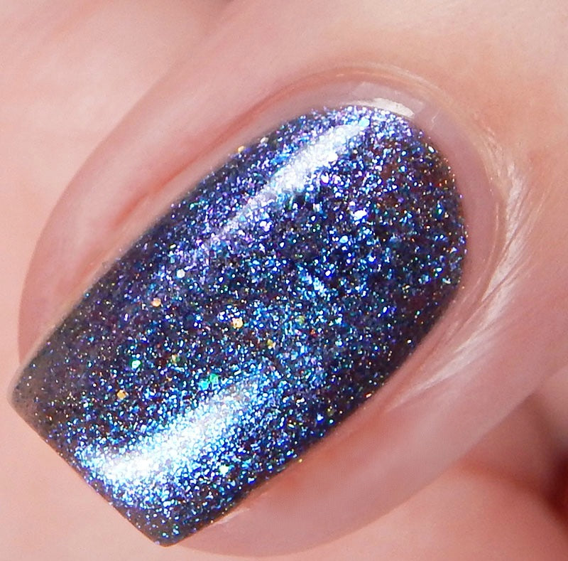 Hoseki Majutsu.010 Blue Black Nail Polish