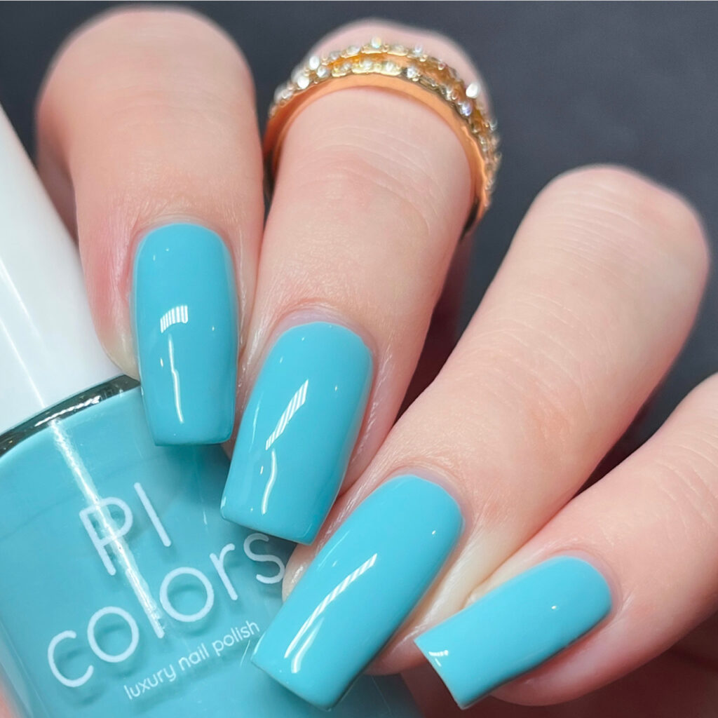 Lagoon.400 Teal Nail Polish