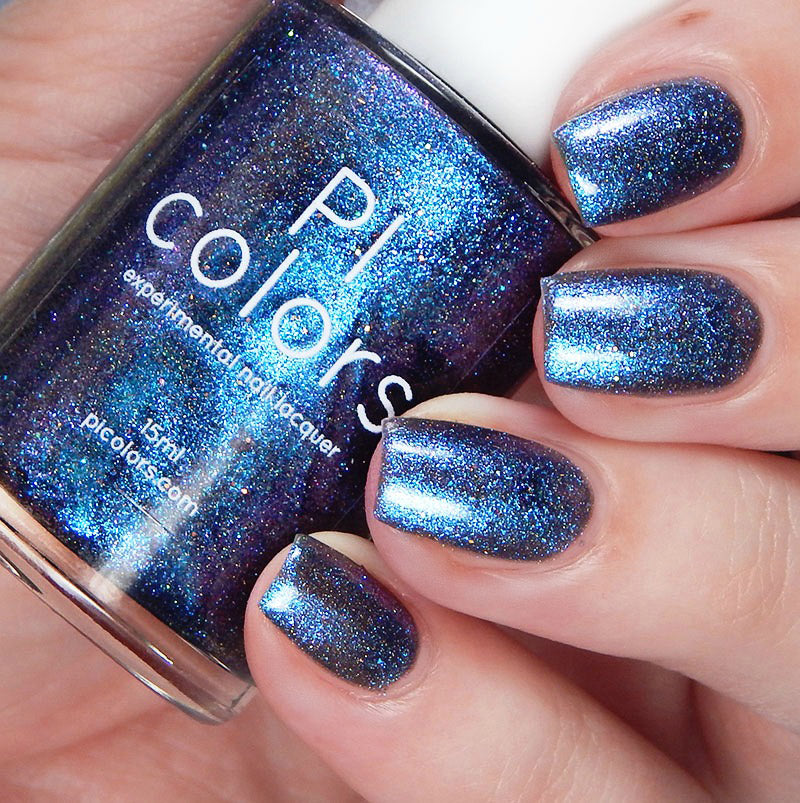 Hoseki Majutsu.010 Blue Black Nail Polish