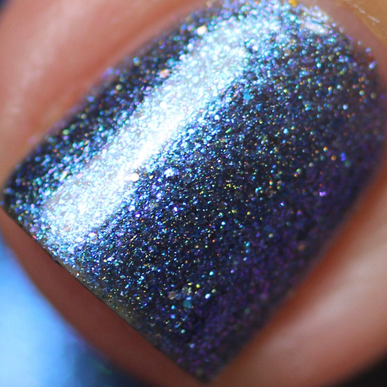 Hoseki Majutsu.010 Blue Black Nail Polish
