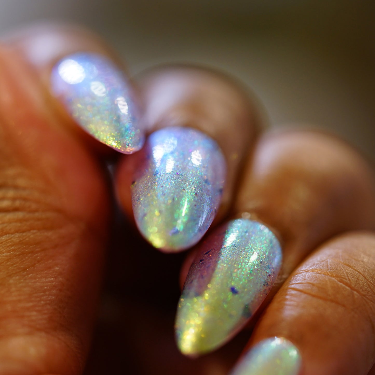 Lustrous Dawn.010